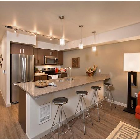 Capitol Hill Exclusive Luxury Apartments シアトル エクステリア 写真