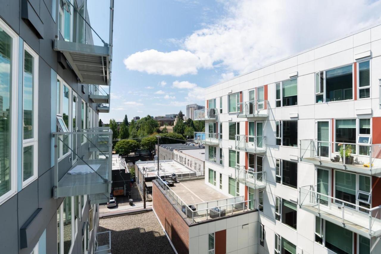 Capitol Hill Exclusive Luxury Apartments シアトル エクステリア 写真