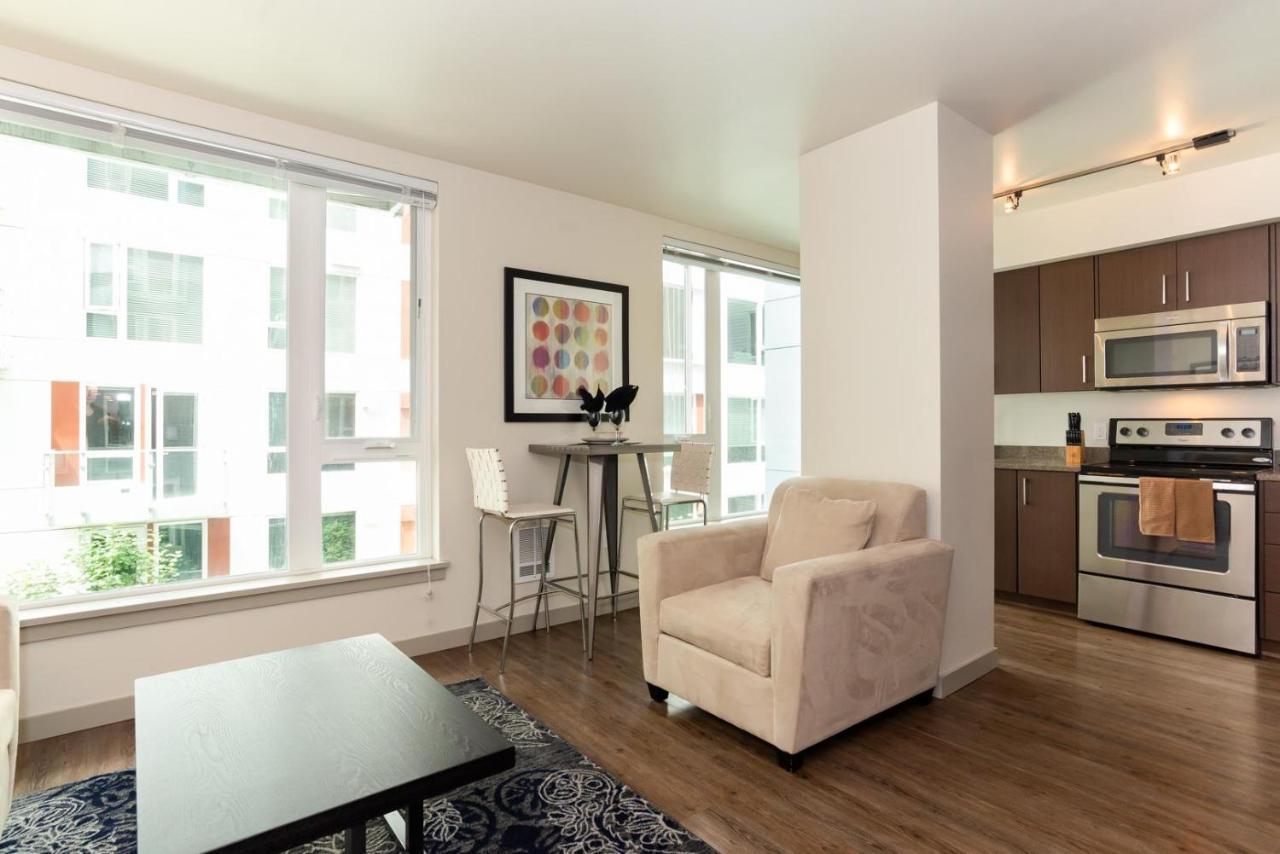 Capitol Hill Exclusive Luxury Apartments シアトル エクステリア 写真